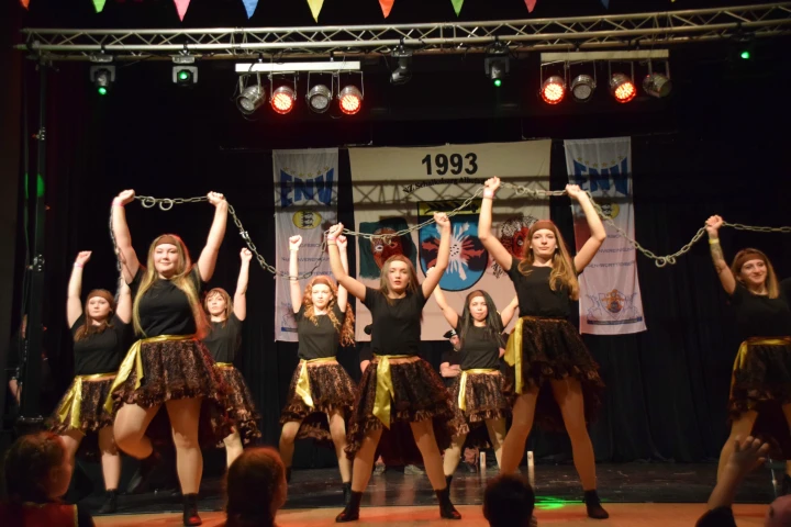 Hexenball mit viel Showtanz